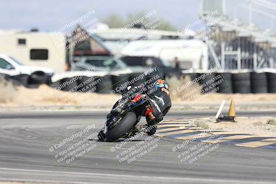 media/Nov-16-2025-Race Pace (Sun) [[8c5fa54630]]/Non Verified Riders (1st 20 Minutes)/4-Turn 16 (1116am)/